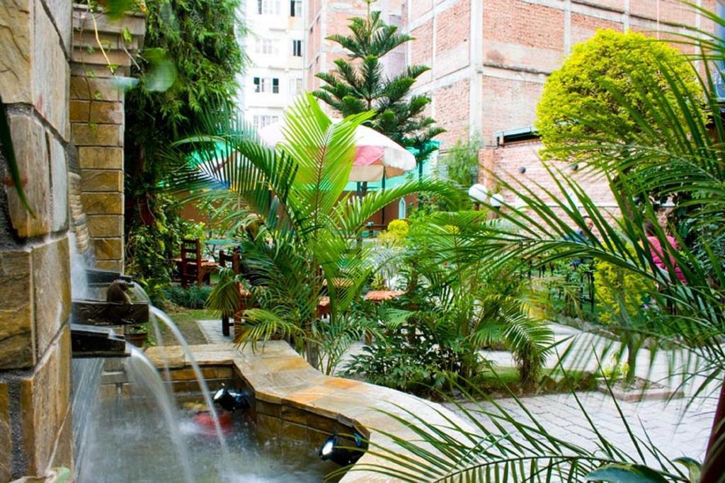 Hotel Florid Katmandu Eksteriør bilde